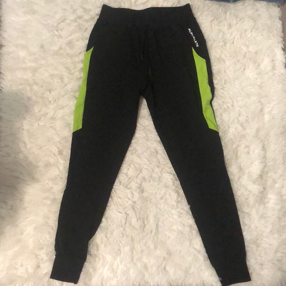 Alphalete Premium V2 Joggers